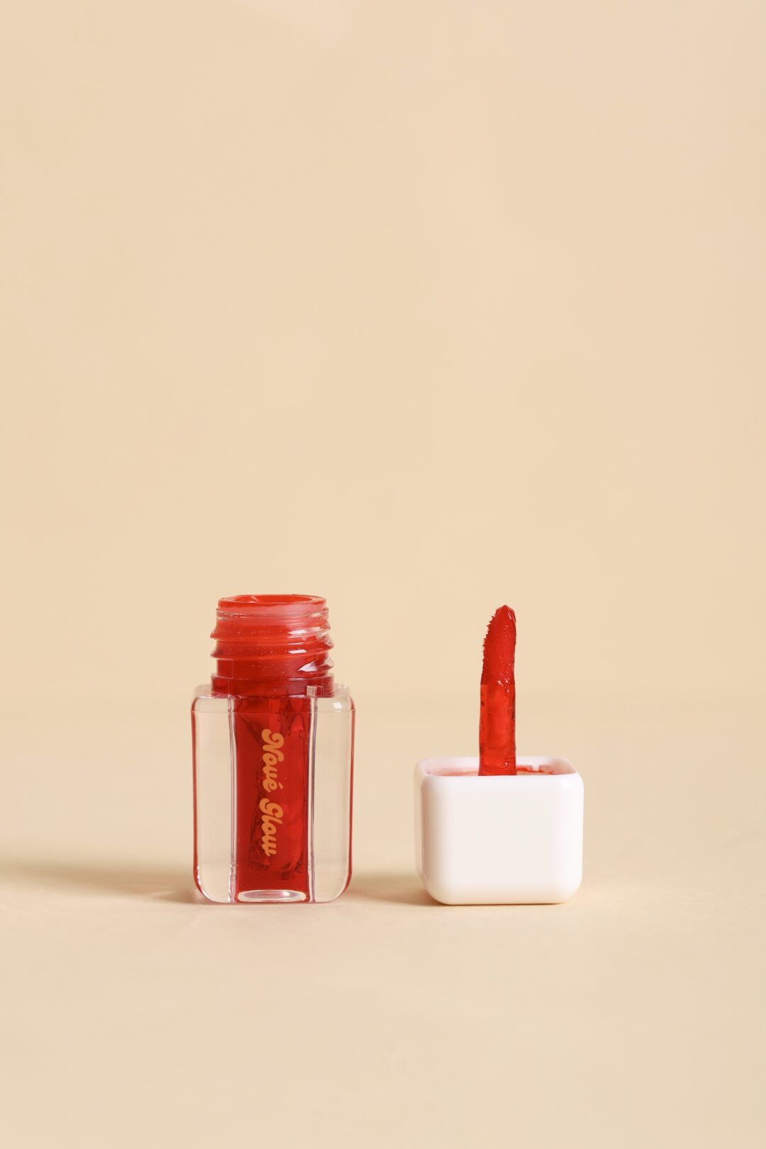 Red Apple